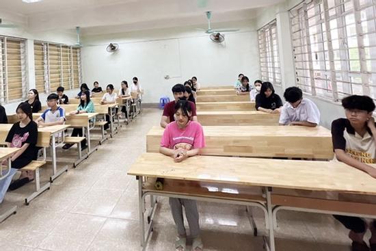 Thí sinh thi vào lớp 10 bị đình chỉ vì tìm kiếm thông tin trên Google