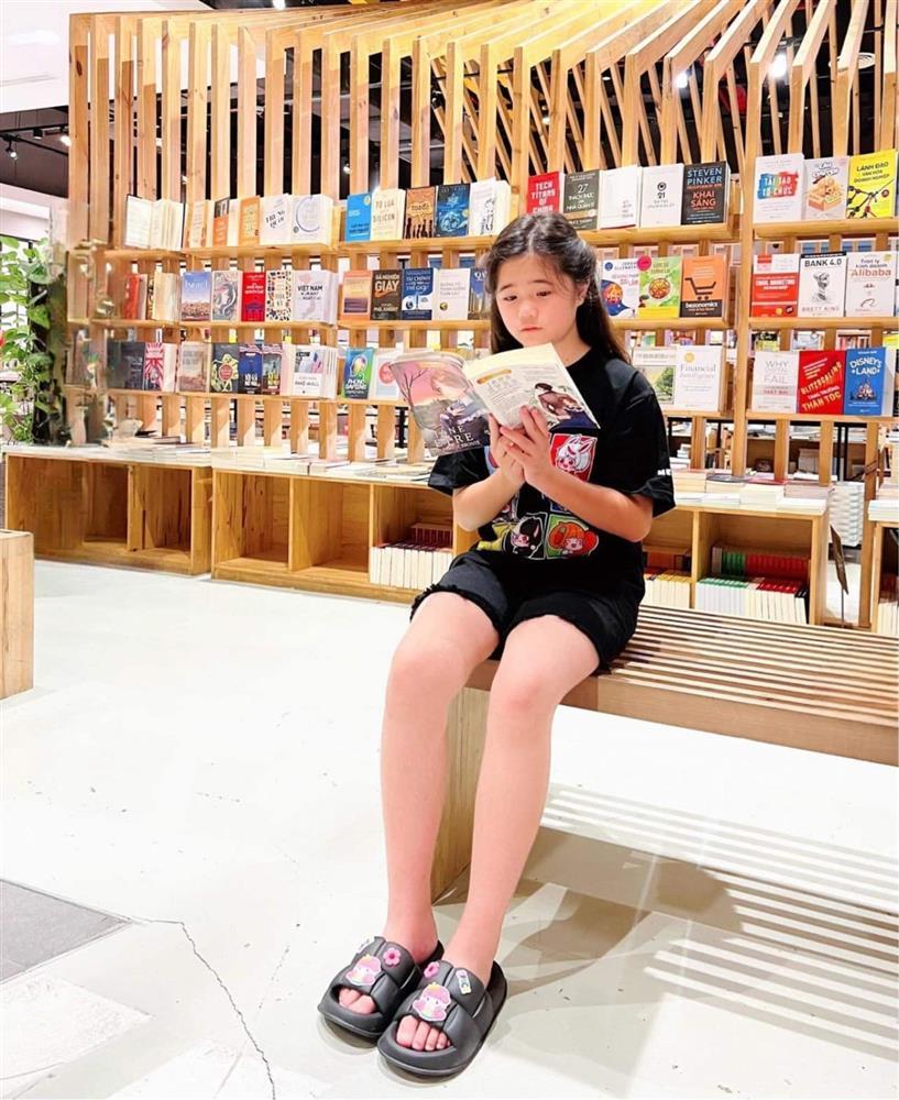 Đời tư ít ai biết của nghệ sĩ hài Thúy Nga: Đang sở hữu 3 biệt thự triệu đô tại Mỹ, con gái đã biết tự lập từ nhỏ-4