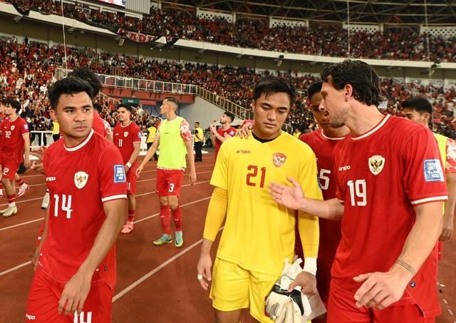 Thua tan tác, HLV Indonesia lắc đầu: Tôi cũng bối rối không biết phải nói gì-2