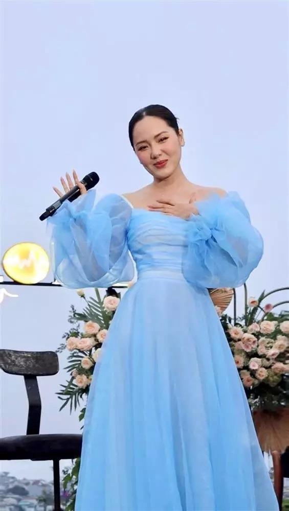 Nữ ca sĩ mua được mấy cái nhà, một vài cái xe chỉ nhờ một bài hát-3