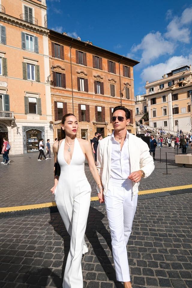 Hồ Ngọc Hà - Kim Lý lại khiến fan phát sốt khi khoe khoảnh khắc ở trời Âu-3