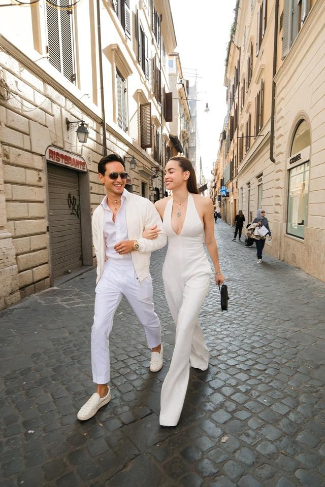 Hồ Ngọc Hà - Kim Lý lại khiến fan phát sốt khi khoe khoảnh khắc ở trời Âu-6