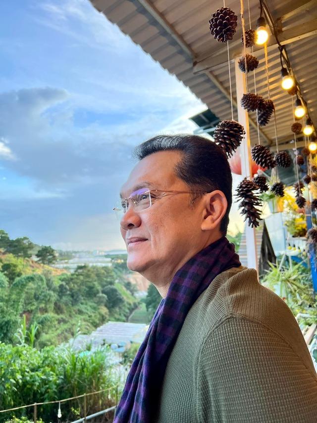 Nam NSƯT U60 không cưới vợ sinh con, được nhiều sao Vbiz nể trọng vẫn giản dị, một lòng hướng Phật-3