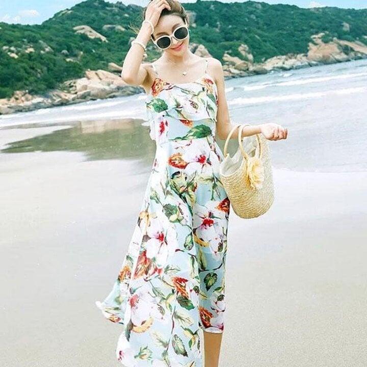 Những kiểu váy hai dây hấp dẫn cho quý cô diện trong mùa hè-1