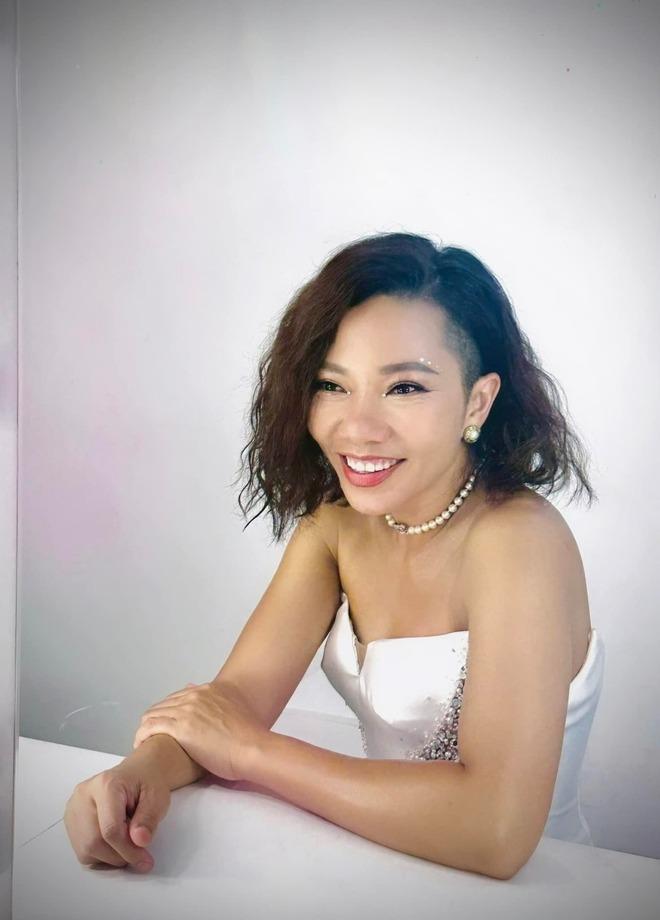 Nữ Diva không ngán ai: Cà khịa từ Trấn Thành đến Tùng Dương, gọi thẳng Thu Phương là ca sĩ vũ trường!-1