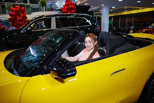 Chi Bảo chi 15 tỷ mua 2 xế hộp tặng vợ bầu-6