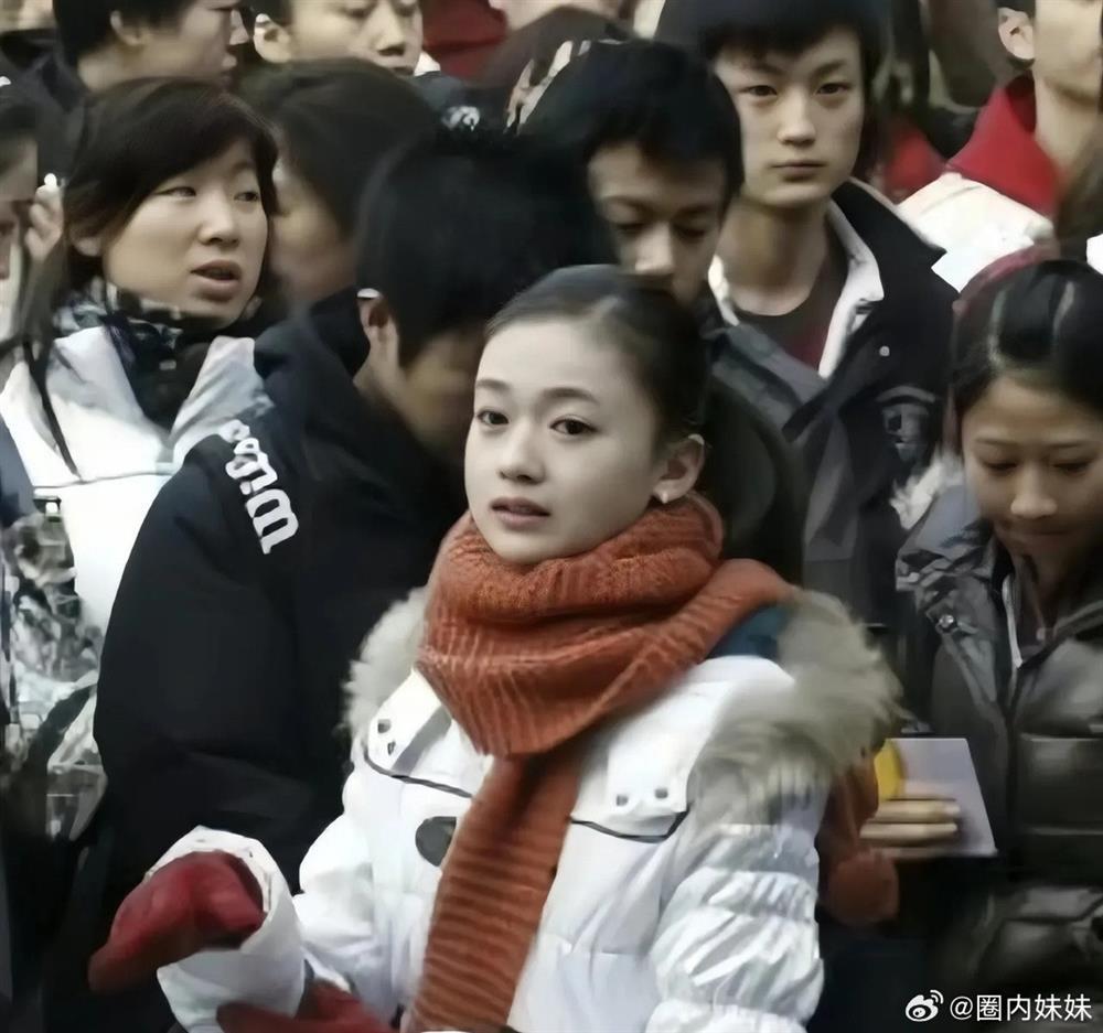 Tái xuất sau 6 năm với Mặc Vũ Vân Gian, Ngô Cẩn Ngôn đào lại loạt ảnh tham gia thi đại học-3