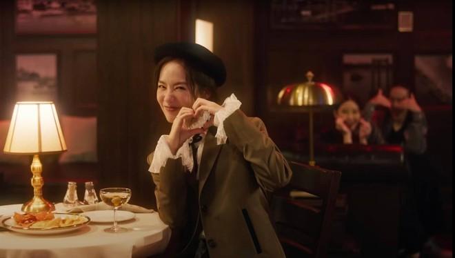 Cùng phong cách nàng thơ nhưng nữ chính MV mới của Sơn Tùng ăn đứt Hải Tú ở khoản ăn mặc!-3