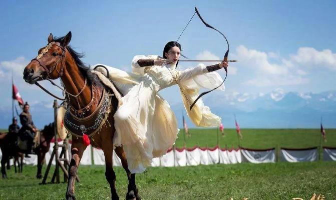 Thành Long sau cú ngã ngựa-1