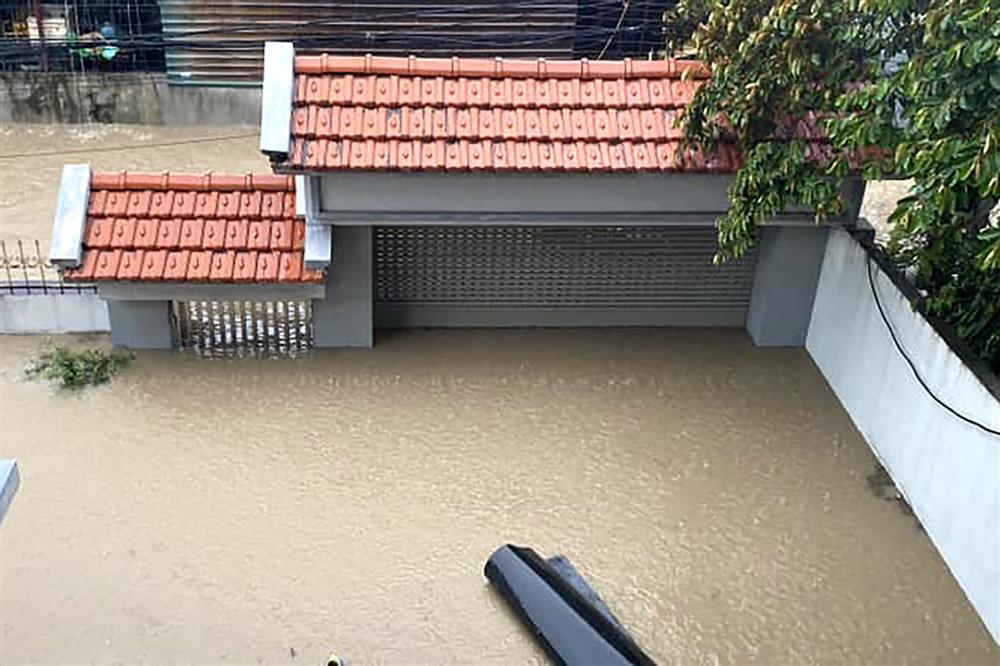 Mưa lớn chưa từng thấy 10 năm qua, Hải Phòng và Quảng Ninh ngập diện rộng-1