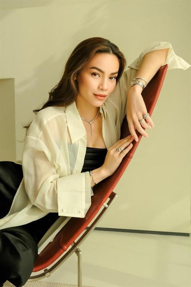 Hoa hậu, mỹ nhân Việt công khai livestream bán hàng chốt tiền tỷ-3