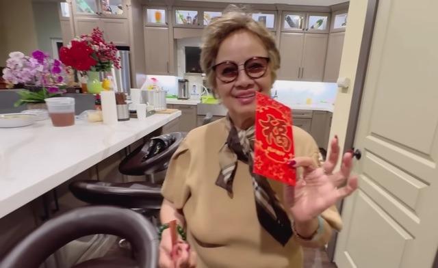 Bằng Kiều tặng mẹ món quà đắt tiền trong biệt thự 2000m2 ở Mỹ-2