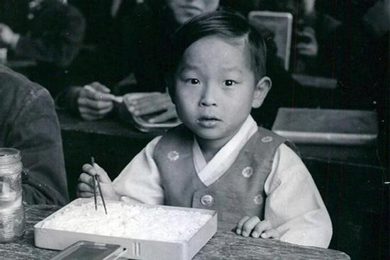 Bi kịch của thần đồng IQ cao hơn Albert Einstein, làm việc ở NASA năm 8 tuổi
