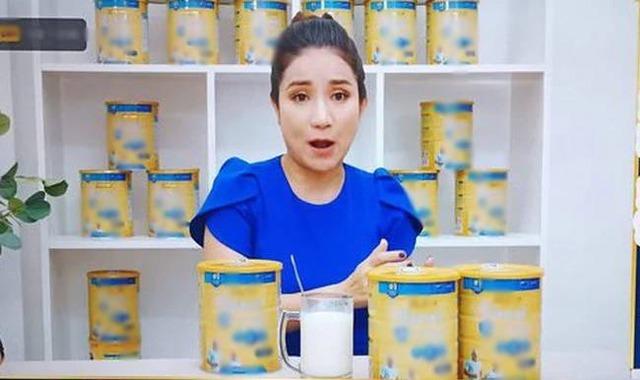 MC Cát Tường: Tôi livestream bán hàng không ai mua, người ta chỉ vào chửi-3