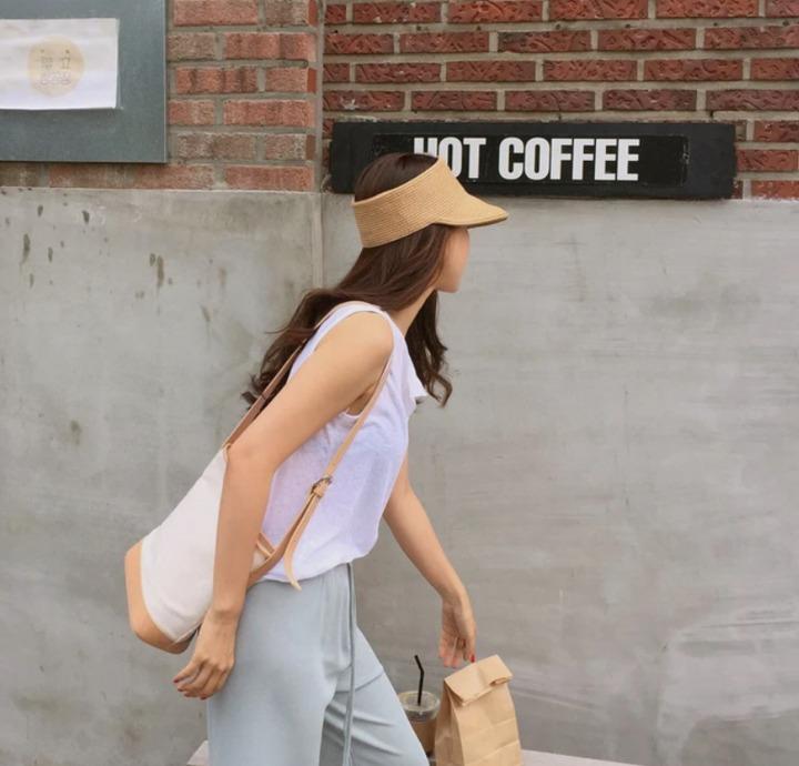 Kiểu mũ giúp phái đẹp lên đồ sành điệu-7