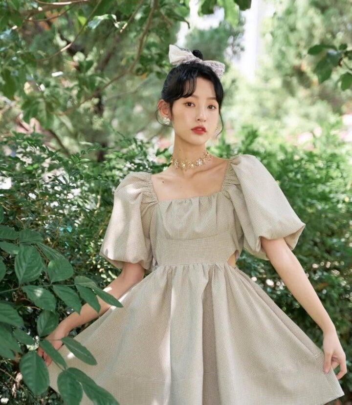 Đầm khoét eo xu hướng thời trang cho ngày hè-6