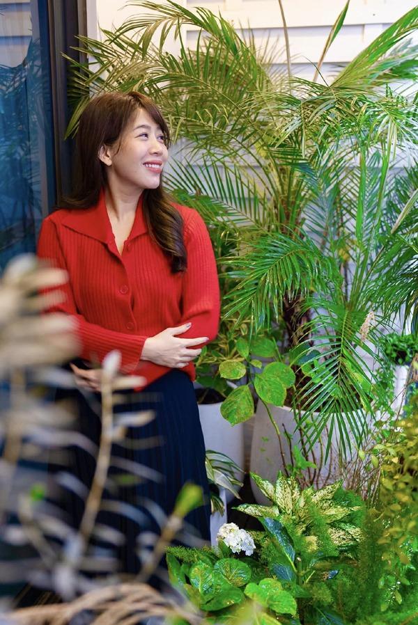 Sắc vóc đời thực của MC Diệp Chi-8