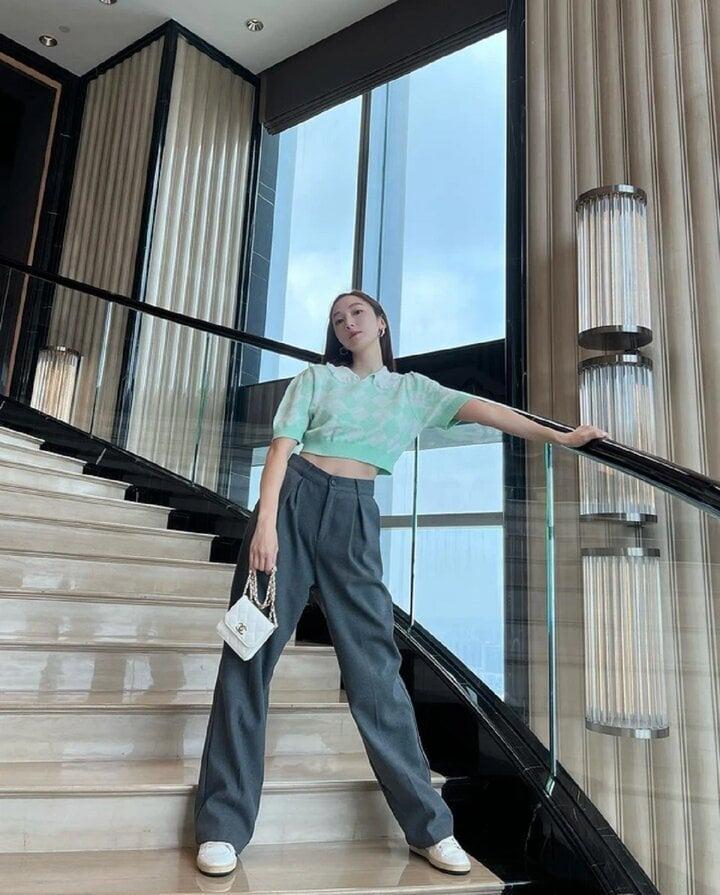 Trang phục hè theo phong cách Hàn Quốc cho các quý cô tỏa sáng-8