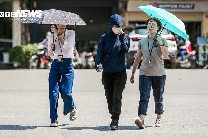 Đồng bằng Bắc Bộ, miền Trung nắng nóng kéo dài-2