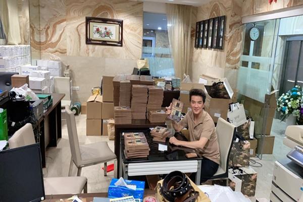 Nhiều sao Việt hốt bạc nhờ livestream-2