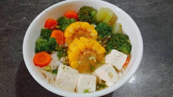 Bất ngờ cách giảm cân của Song Hye Kyo, món ăn thay cơm chỉ vài nghìn đồng-13