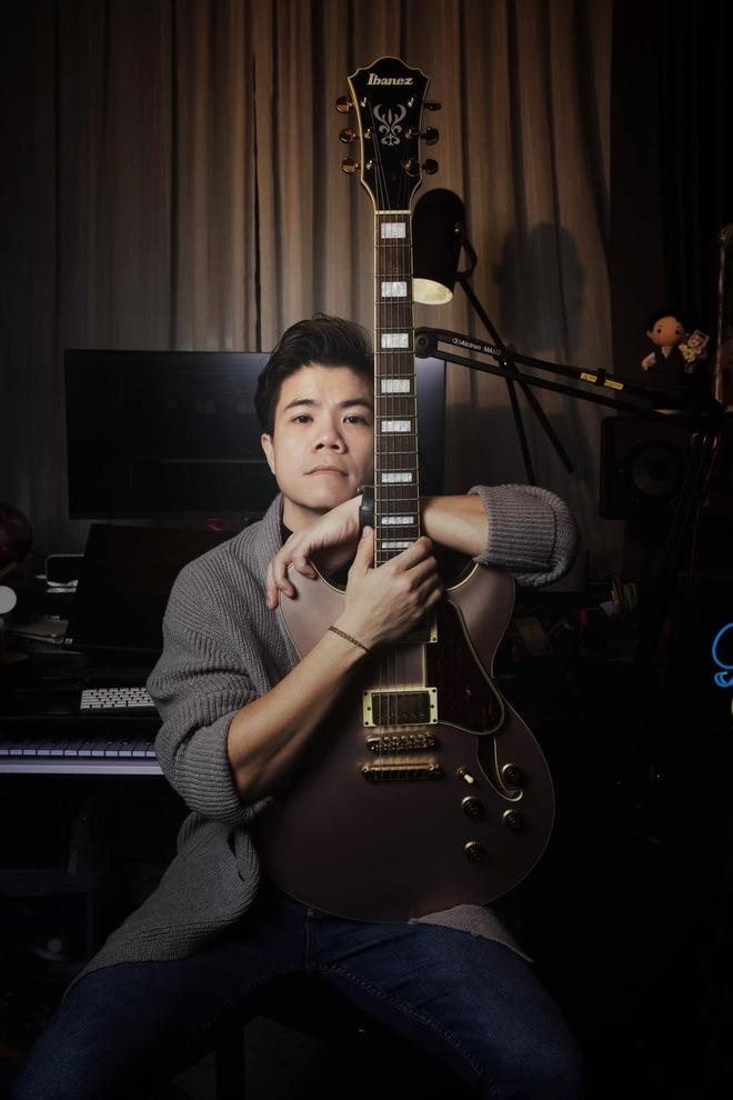 Sao nam Vbiz ngỡ ngàng vì món quà từ tập thể người yêu cũ sau 1 tuần kết hôn-7