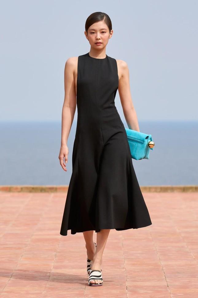 Jennie (BlackPink) bị chê-2