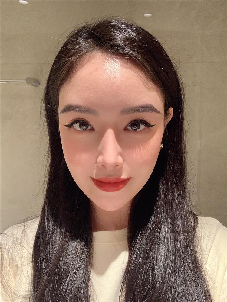 Mai Phương Thúy xinh như hoa, em gái ruột là mẹ 2 con vẫn có body nuột nà-4