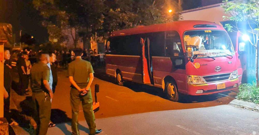 Đề xuất ô tô chở học sinh phải có thiết bị chống bỏ quên trẻ em trên xe-1