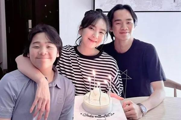 Dàn em trai cực phẩm kín tiếng của sao Việt: Người lịch lãm như tổng tài, người lãng tử như sao Hàn-7