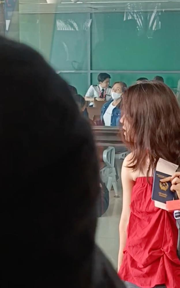 Trào lưu săn phi công đang khiến giới trẻ phát cuồng: Làm sao để không ảnh hưởng đến công việc của người khác?-4