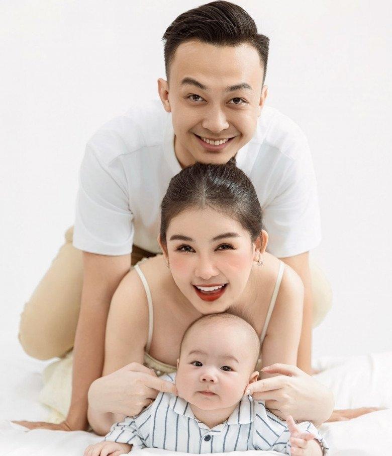 Con trai Lê Âu Ngân Anh ngày càng bụ bẫm, gương mặt bản sao của ba-1