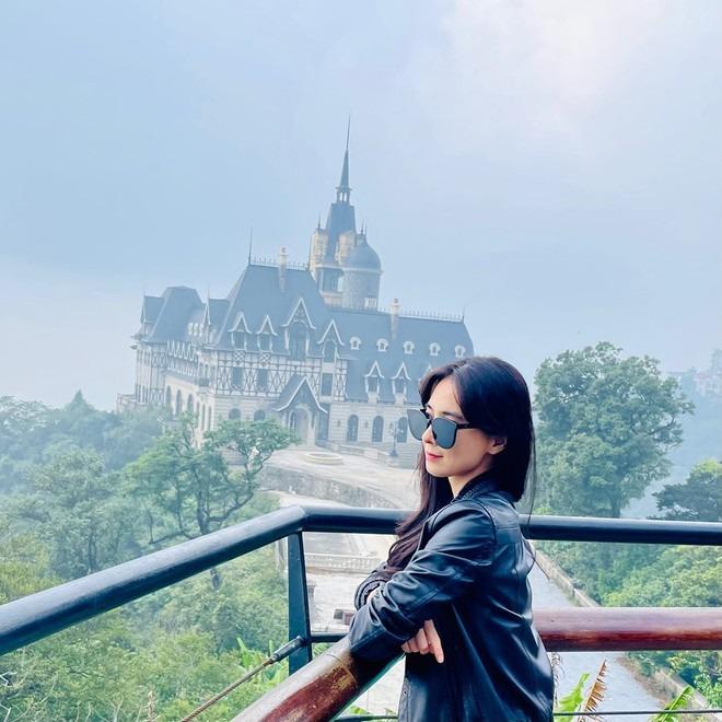 Mỹ nhân bí ẩn nhất showbiz 40 tuổi vẫn xinh như búp bê, đóng một quảng cáo đủ sống sung sướng cả đời-5