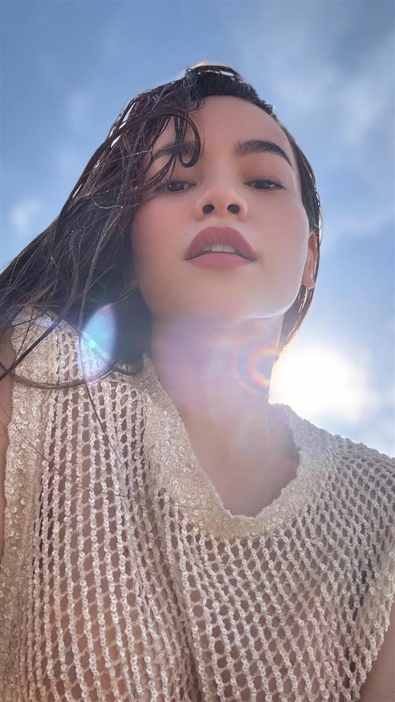 Bà mẹ 3 con Hồ Ngọc Hà diện áo lưới xuyên thấu-1