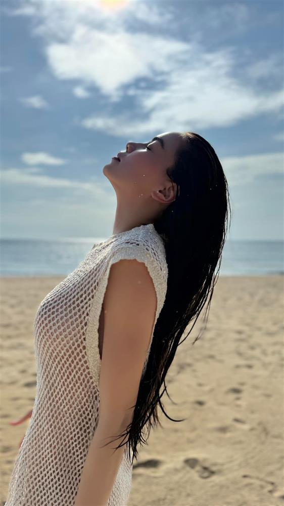 Bà mẹ 3 con Hồ Ngọc Hà diện áo lưới xuyên thấu-3