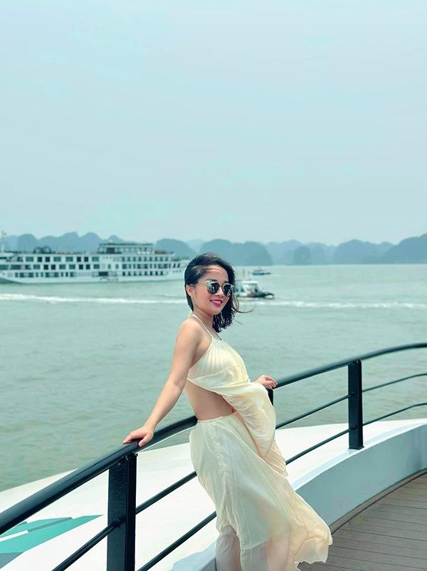 Nhan sắc tuổi 39 của Vàng Anh Minh Hương