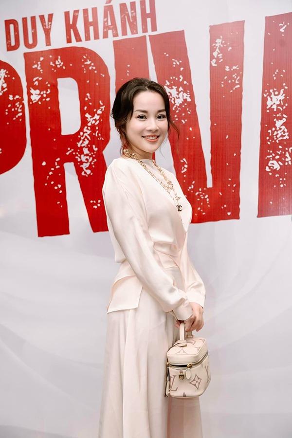 Nhan sắc tuổi 39 của Vàng Anh Minh Hương-3