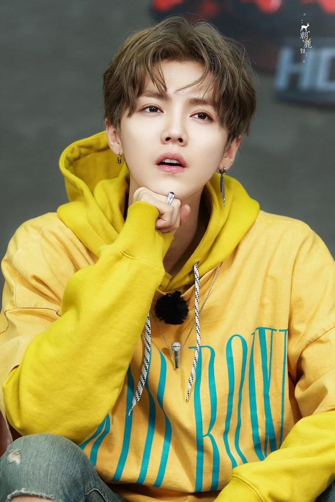 Nam thần đắt giá nhất showbiz bị chê trông như bà lão 70 tuổi-1