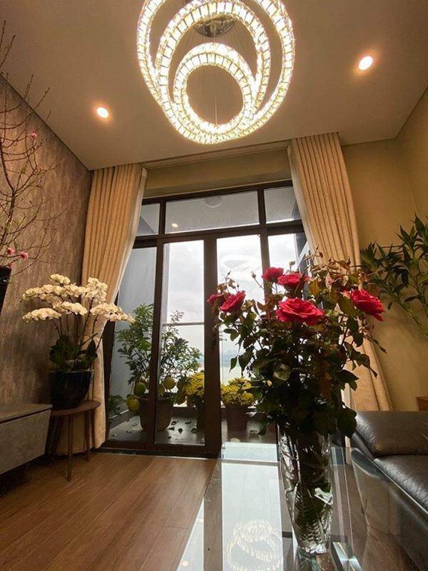 BTV Quang Minh lên tiếng khi vợ vướng tin đồn ở nhà trăm tỷ-22