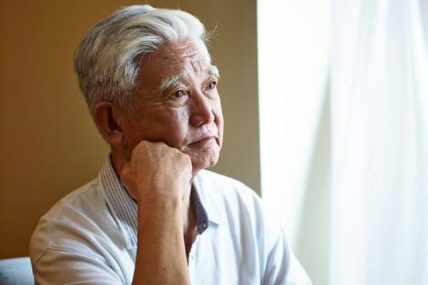 Con gái lấy chồng đẹp trai tài giỏi, sau 2 tuần bố vợ đã suy sụp trước lời đề nghị của con rể-2