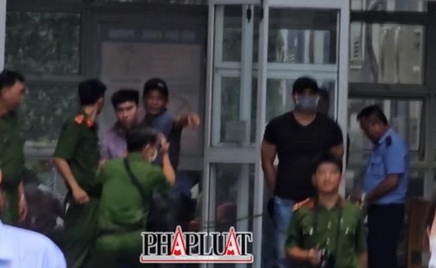 Diễn biến MỚI trong vụ bác sĩ sát hại người tình, phân xác rồi phi tang ở nhiều nơi-2