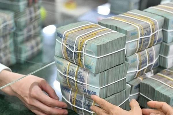 Nóng lòng về nhà, tôi điếng người khi chị giúp việc đang ngồi trên giường con trai nói câu này-2