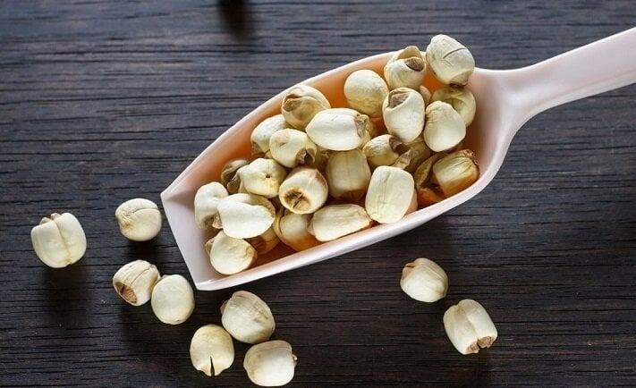 Tác hại khi dùng hạt sen sai cách-1