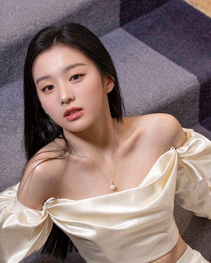 Nhan sắc nữ thần thế hệ mới đóng Hoàng Dung trong phim Thế Giới Võ Hiệp Kim Dung-4