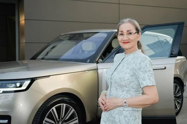 Những nữ hoàng kim cương Vbiz: Lệ Quyên đeo kín tay, Lý Nhã Kỳ lôi kim cương nghiên cứu, Thu Minh được fan xin nhẫn kim cương-8