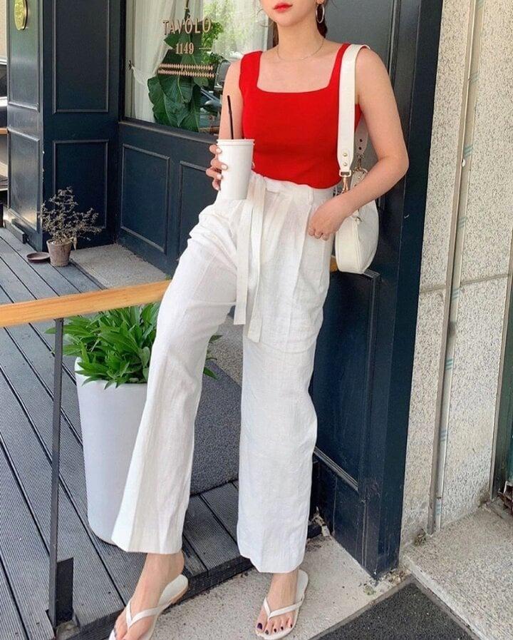 Cách phối áo tank top giúp nàng trở nên sành điệu, thu hút-7