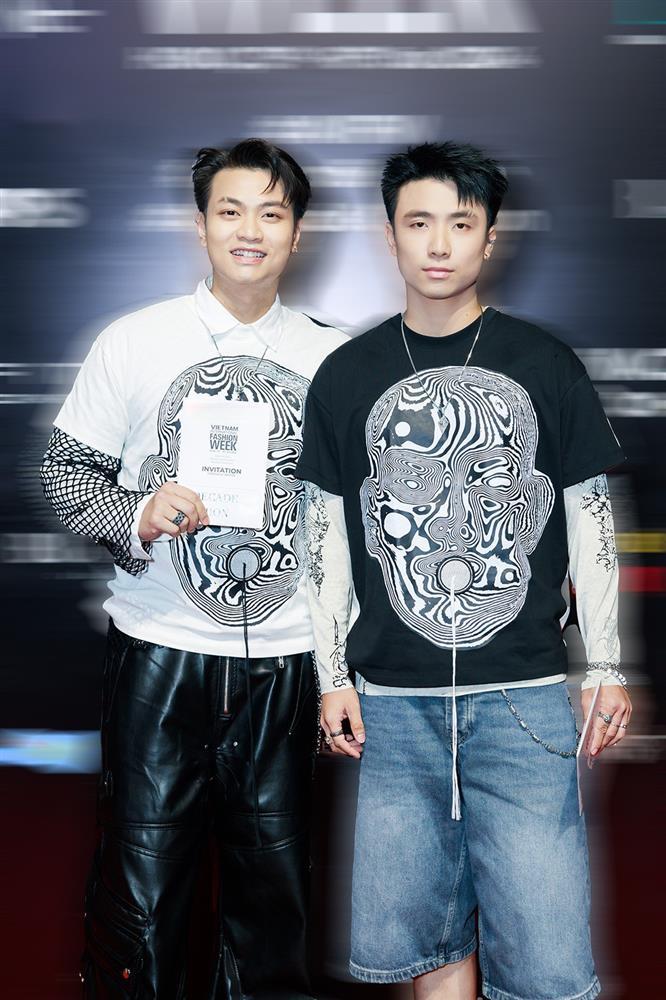 Lê Hoàng Phương gợi cảm sau khi vừa thắng kiện, Anh Thư hở bạo-9