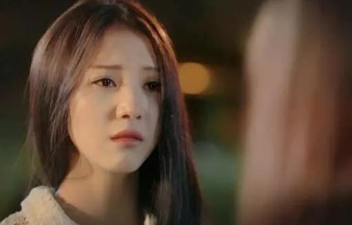 Hotgirl hàng không bỏ nghề lấy chồng, vỡ kế hoạch sinh liền 2 năm 2 con, sắc vóc mẹ bỉm vạn người mê-1