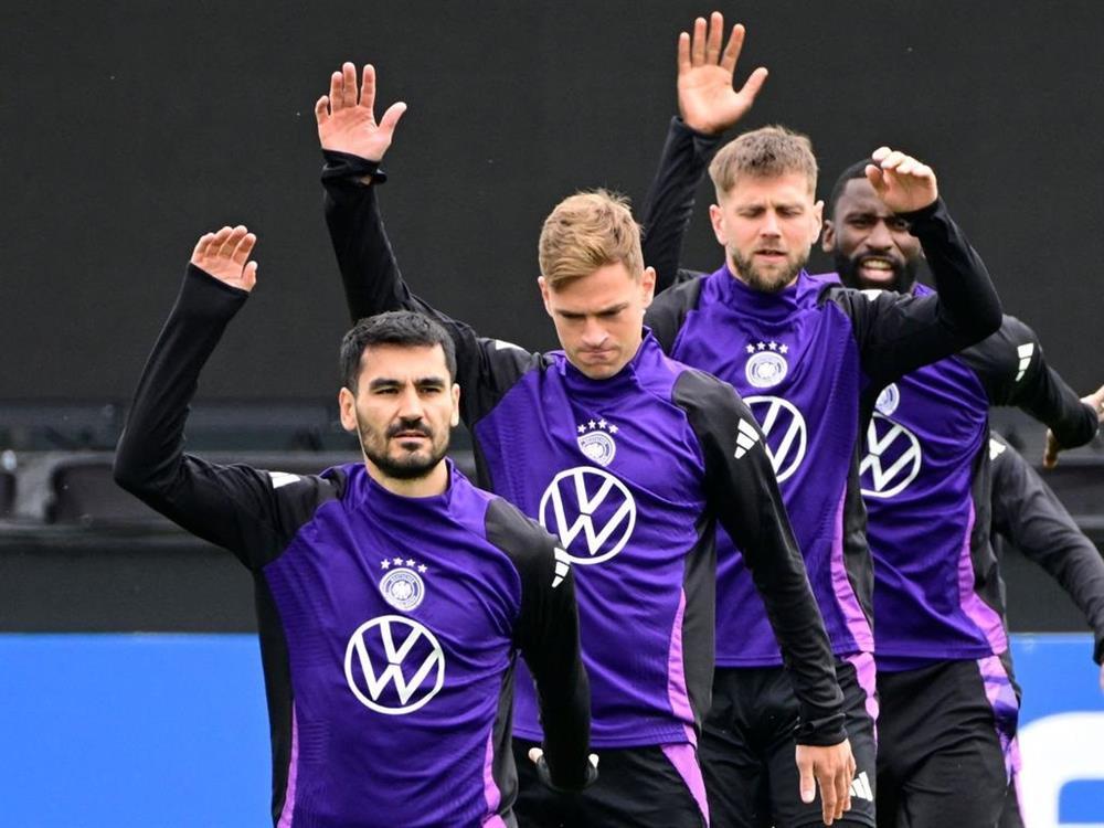 Dàn chân dài tuyệt đẹp của tuyển Đức làm ‘nóng’ thêm EURO 2024-1