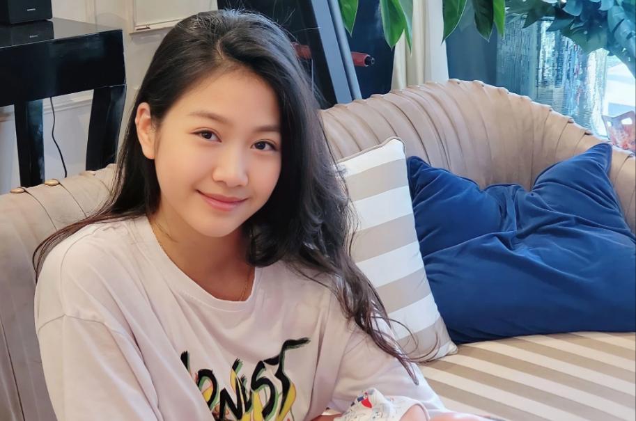 Con gái Mạnh Trường ngày càng xinh đẹp, nhiều người xuýt xoa khen tài sắc vẹn toàn sau clip 1 phút-6